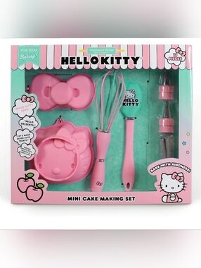 Hello Kitty Mini Cake Baking Set